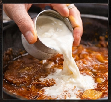 గ్రేవీలో పెరుగు కలిపి ఉప్పు తగ్గించడం